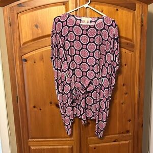 Michael Kors navy/pink top